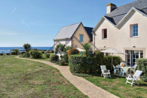 LocaLise - Maison E2 au Guilvinec - A 20m de la mer avec jardin et piscine - Tout à pied, plage, port, centre commerces, marché - Wifi inclus - Vue mer de la chambre - Animaux bienvenus - Linge de lit